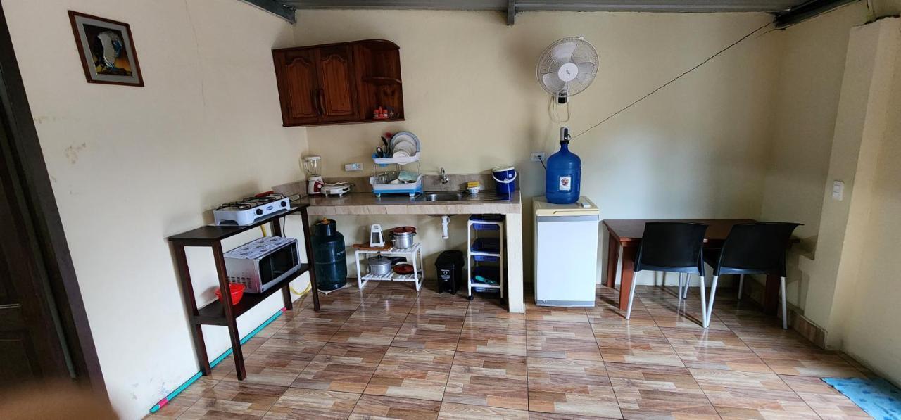 Appartement Departamento Amoblado Starlink -Pto Ayora à Puerto Ayora  Extérieur photo